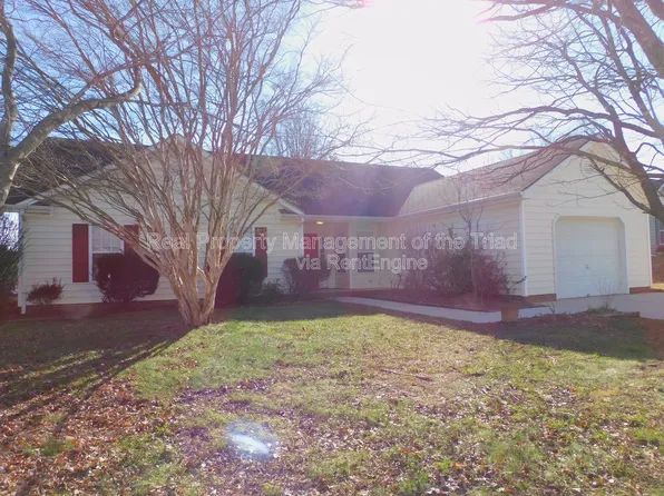 600 Pecan Ridge Cir, Kernersville, NC 27284