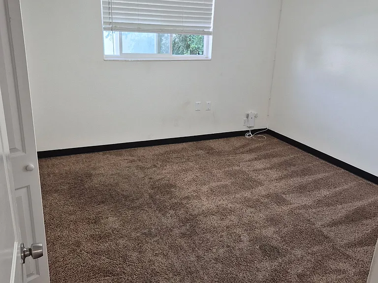Magnussen Apartments — Photo 18
