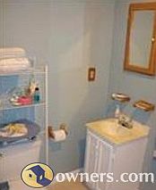 Master bedroom bathroom