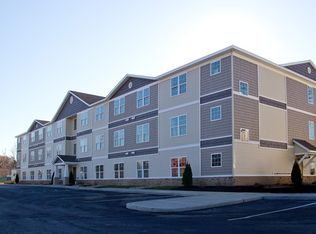 1 Summit Hill Way APT 110, Troy, NY 12180