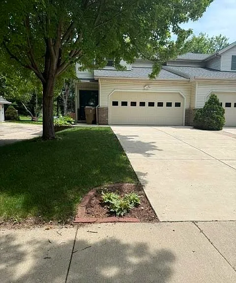 5 S Thompson Dr — Photo 2