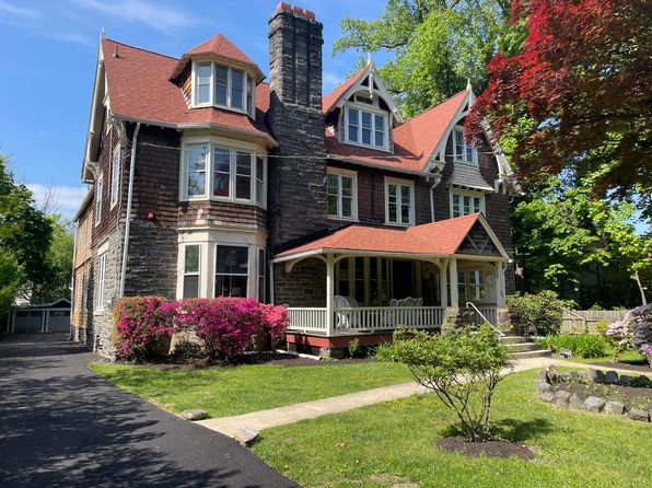 566 W Montgomery Ave #5