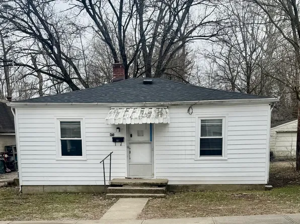 45 W Poplar St, Danville, IN 46122