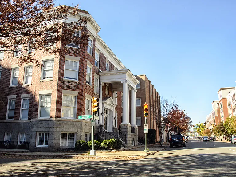 Grace & Monroe Apartments — Photo 15