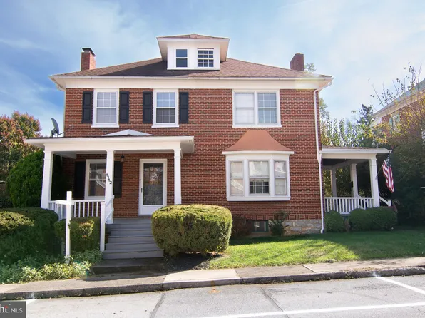1112 Fry Ave, Hagerstown, MD 21742