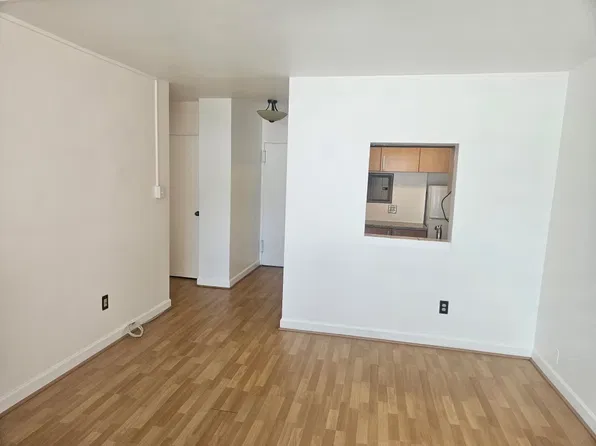 1121 Arlington Blvd APT 509, Arlington, VA 22209