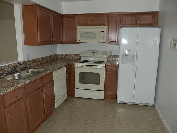 5th image of 525 Brisa Dr