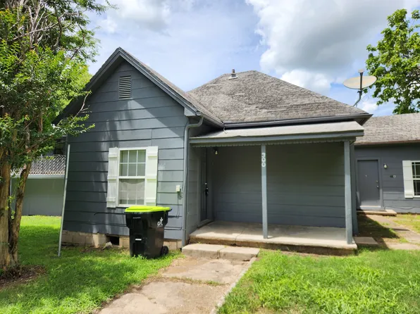 300 W 14th St, Ada, OK 74820