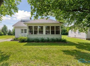 26737 Lime City Rd, Perrysburg, OH 43551