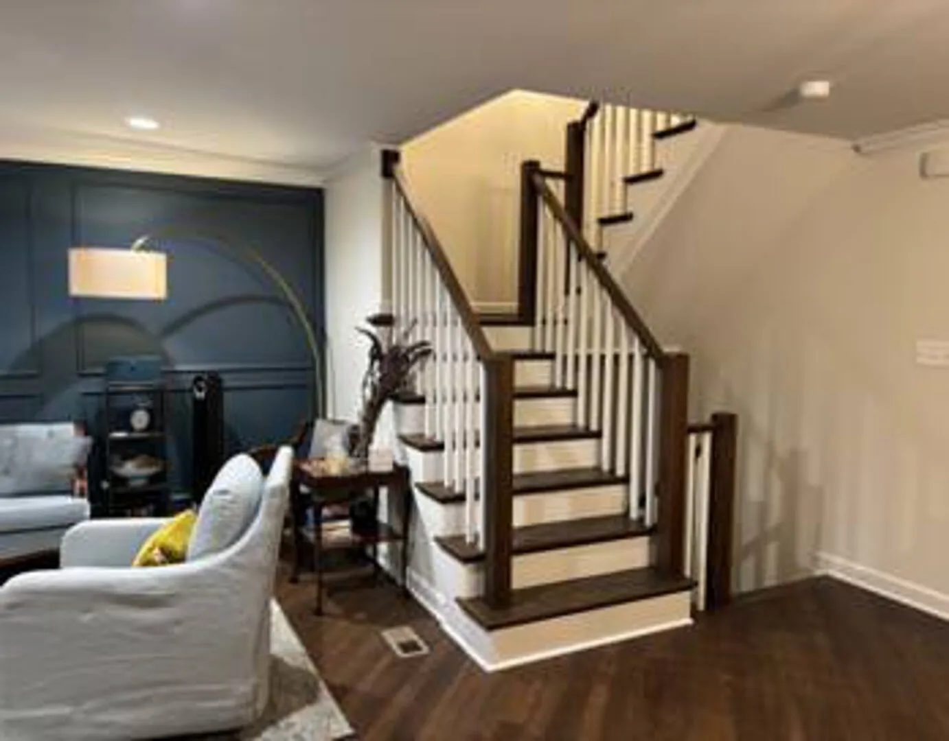 Fully Renovated and Spacious Townhome in Alexandria — Photo 3