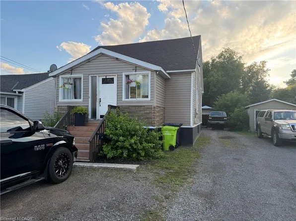 317 Moody St, Sault Ste Marie, ON P6C 3Z9