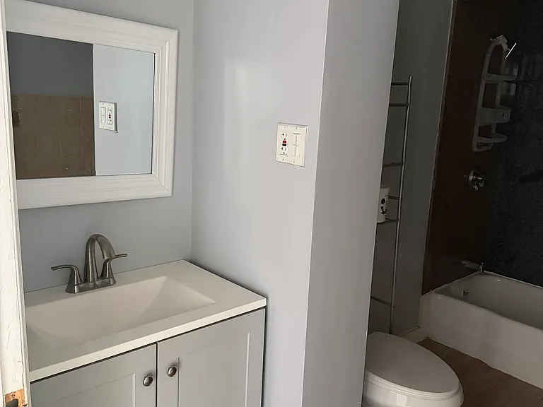 40 Rogers Ave #2 — Photo 14