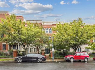 12098 Kinsley Pl, Reston, VA 20190