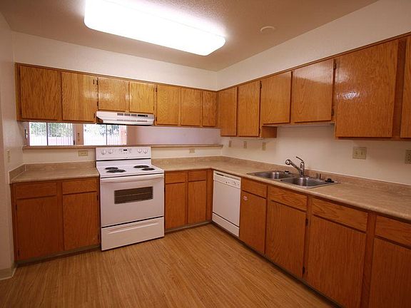 Large Kitchen