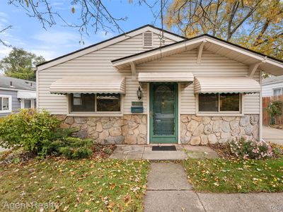 8026 Robert St, Taylor, MI, 48180