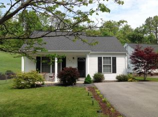 2411 Daleton Rd NE, Roanoke, VA 24012