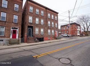 1404 5th Ave, Troy, NY 12180