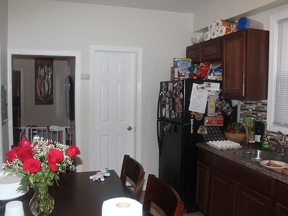 4th image of 908 Tonnelle Ave