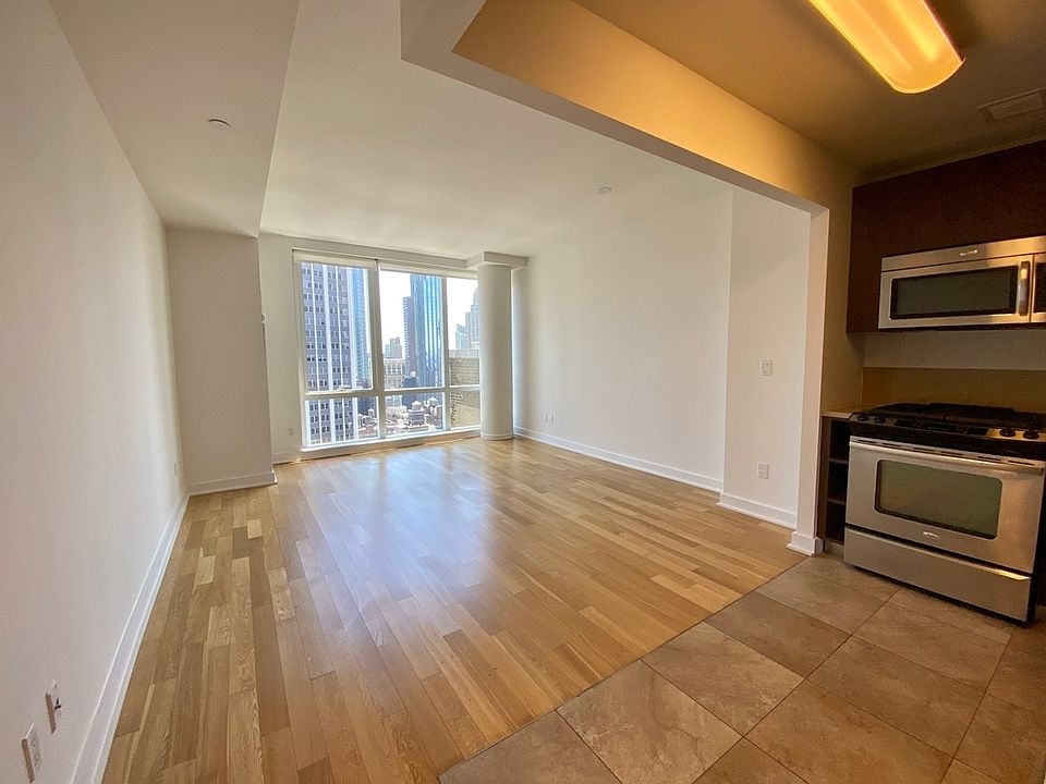 1st image of 885 6th Ave APT 31B