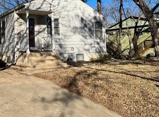 1204 Pomeroy St #B, Manhattan, KS 66502
