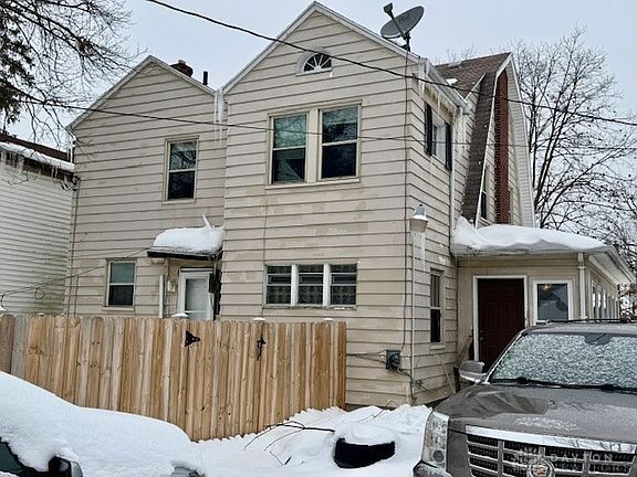 3rd image of 520 Alameda Pl