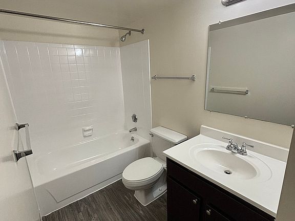 5th image of 222 N Charles St #1-1108