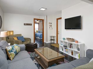 1512 W School St APT 3, Chicago, IL 60657