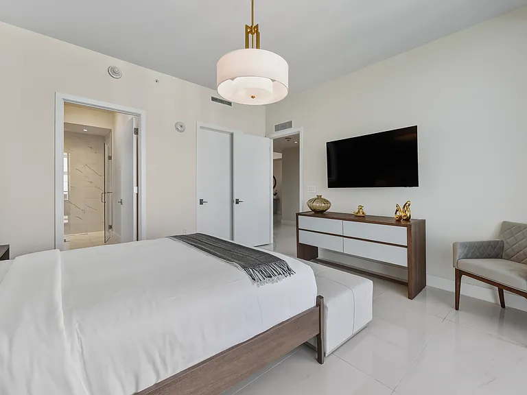 3100 N Ocean Dr — Photo 14