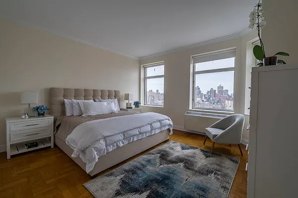 Rented by New York Casas Ltd. | media 4