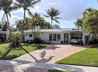 808 SE 16th Pl, Deerfield Beach, FL 33441