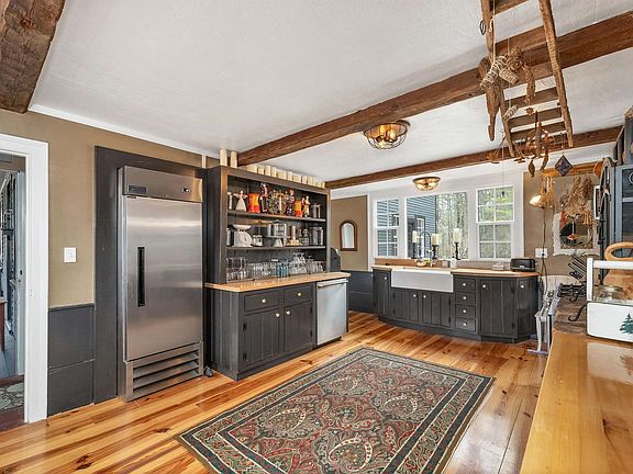 8th image of 117 Hayes Road