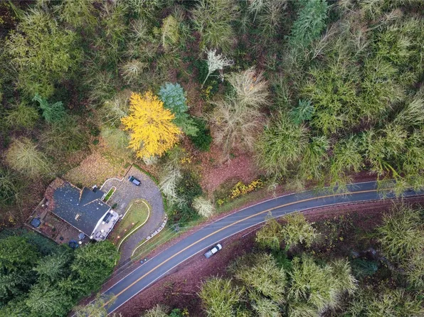 13720 Holmes Point Drive, Kirkland, WA 98034