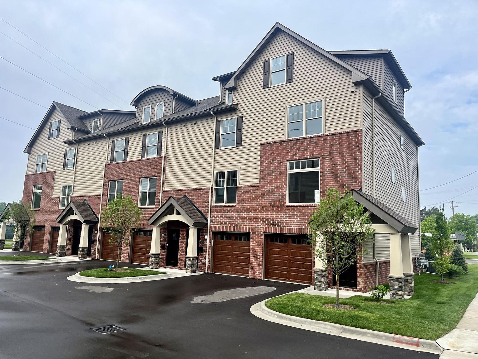 3330 Primary St, Auburn Hills, MI 48326 | Zillow