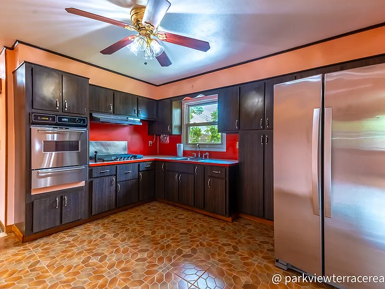 192 Raritan Ave #2 — Photo 10
