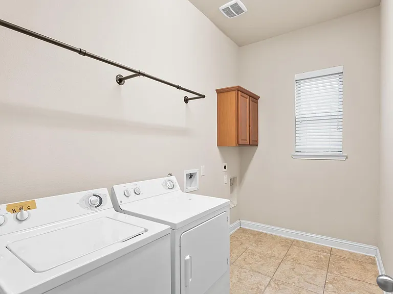 9615 Eden Ridge Ln — Photo 33