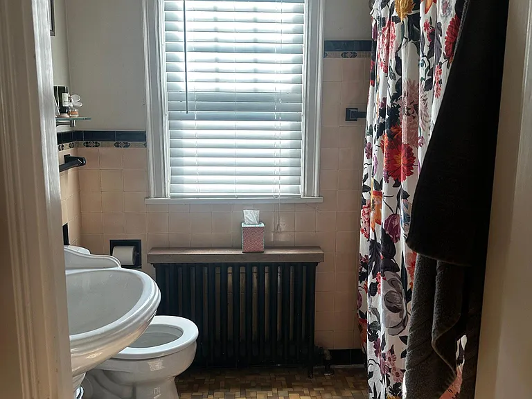 215 W Minnehaha Pkwy #2 — Photo 10