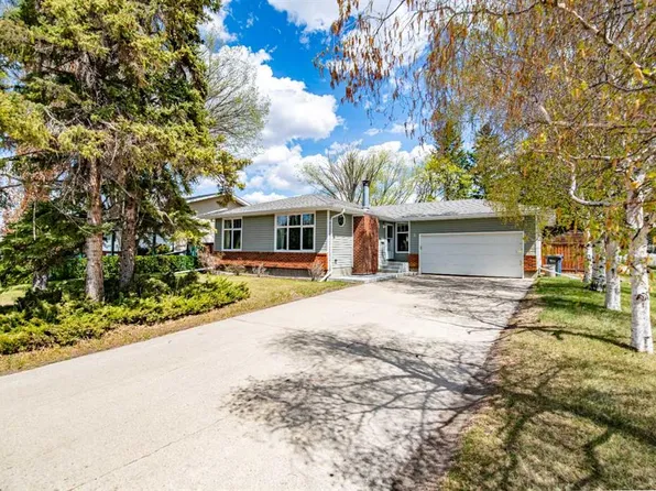 3 W Allsop Ave, Red Deer, AB T4R 1A1