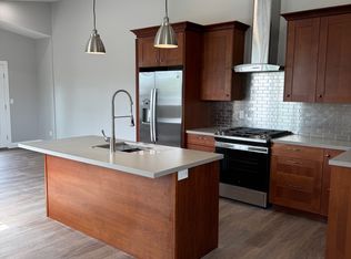 647 W 3rd Ave, Midvale, UT 84047