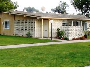 1681 Tam Oshanter Rd APT 10L, Seal Beach, CA 90740