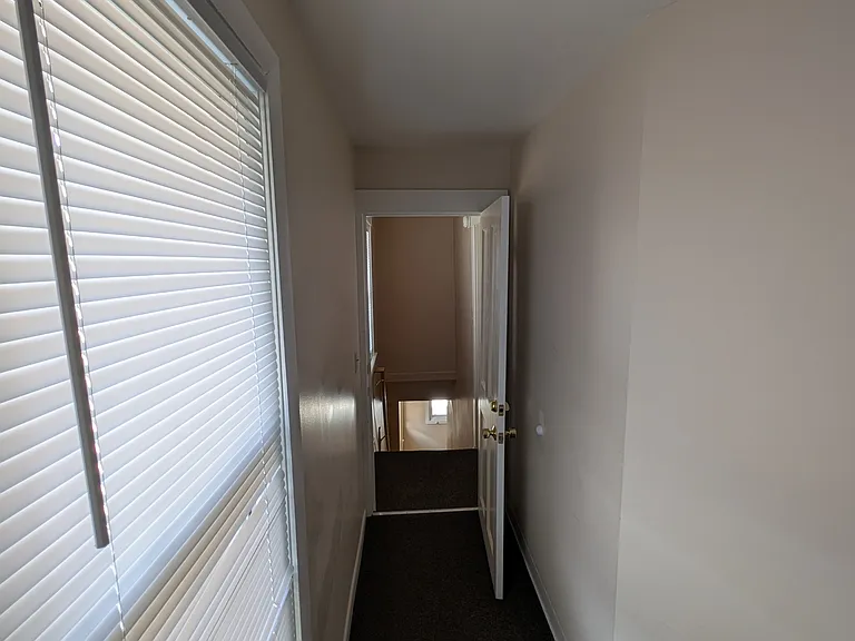 330 Irvine Pl #2 — Photo 9