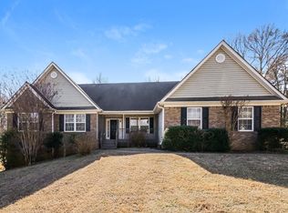 44 Creek View Ct, Hoschton, GA 30548