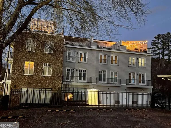 307 Canton Way, Roswell, GA 30075