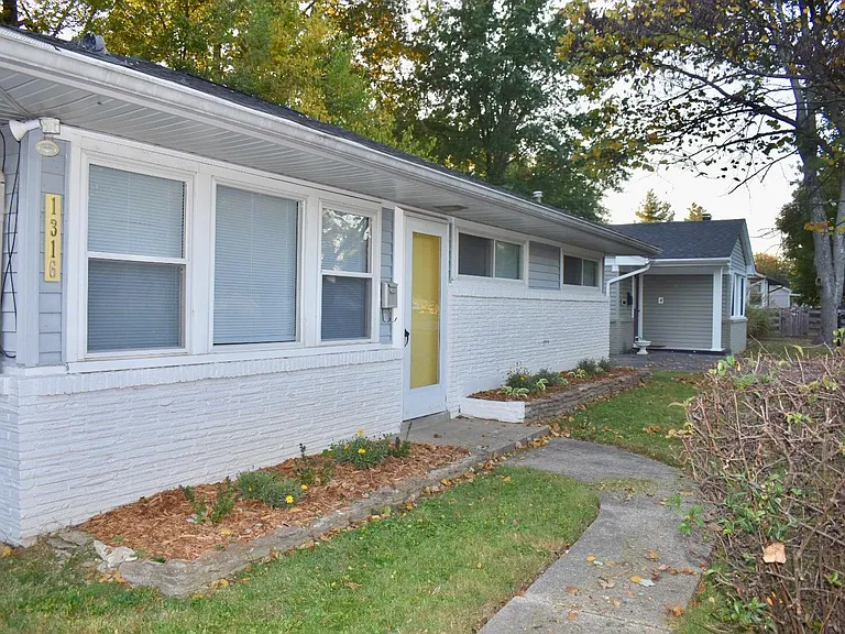 1316 Mill Race Rd — Photo 2