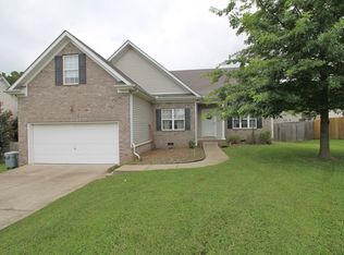 2159 Loudenslager Dr, Thompsons Station, TN 37179