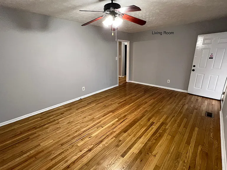 6606 Bonnie Bell Ln — Photo 8