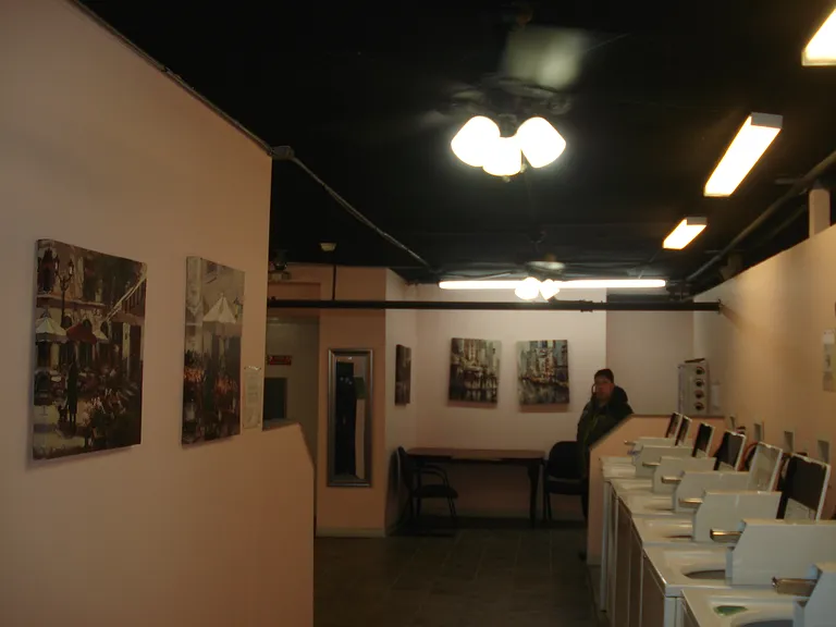 2964 Perry Ave #1G — Photo 6