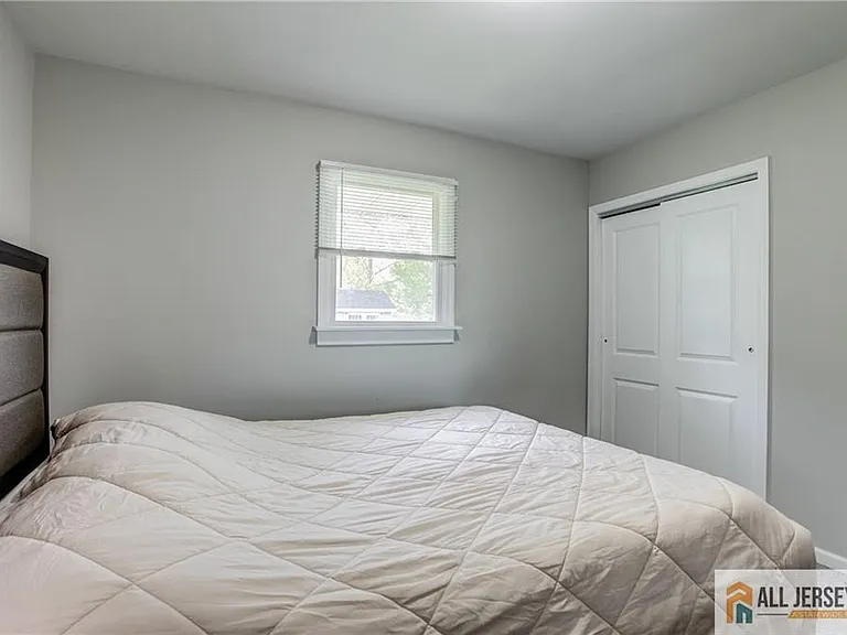 509 New Durham Rd — Photo 14