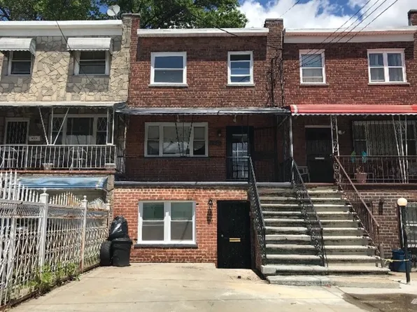 1027 E 215th St, Bronx, NY 10469
