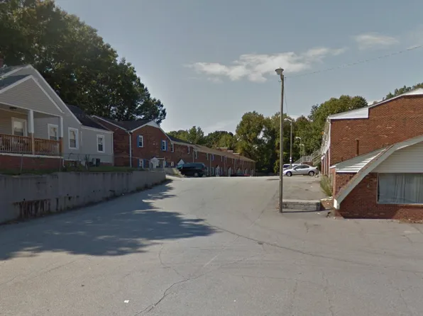 2950 W Main St, Danville, VA 24541