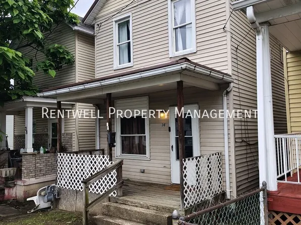 36 Whiteman Ave, Uniontown, PA 15401